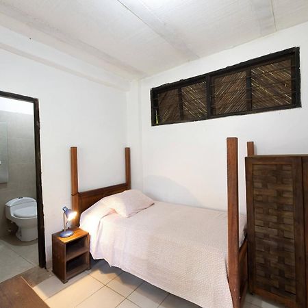 Hostal La Media Luna パロミノ エクステリア 写真