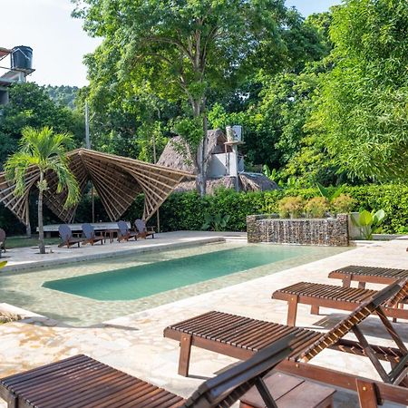 Hostal La Media Luna パロミノ エクステリア 写真