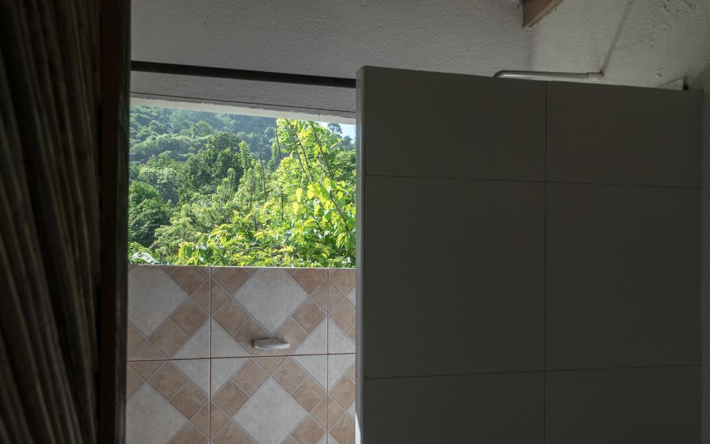 Hostal La Media Luna パロミノ エクステリア 写真
