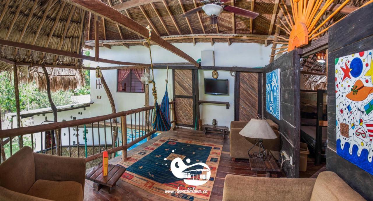 Hostal La Media Luna パロミノ 部屋 写真